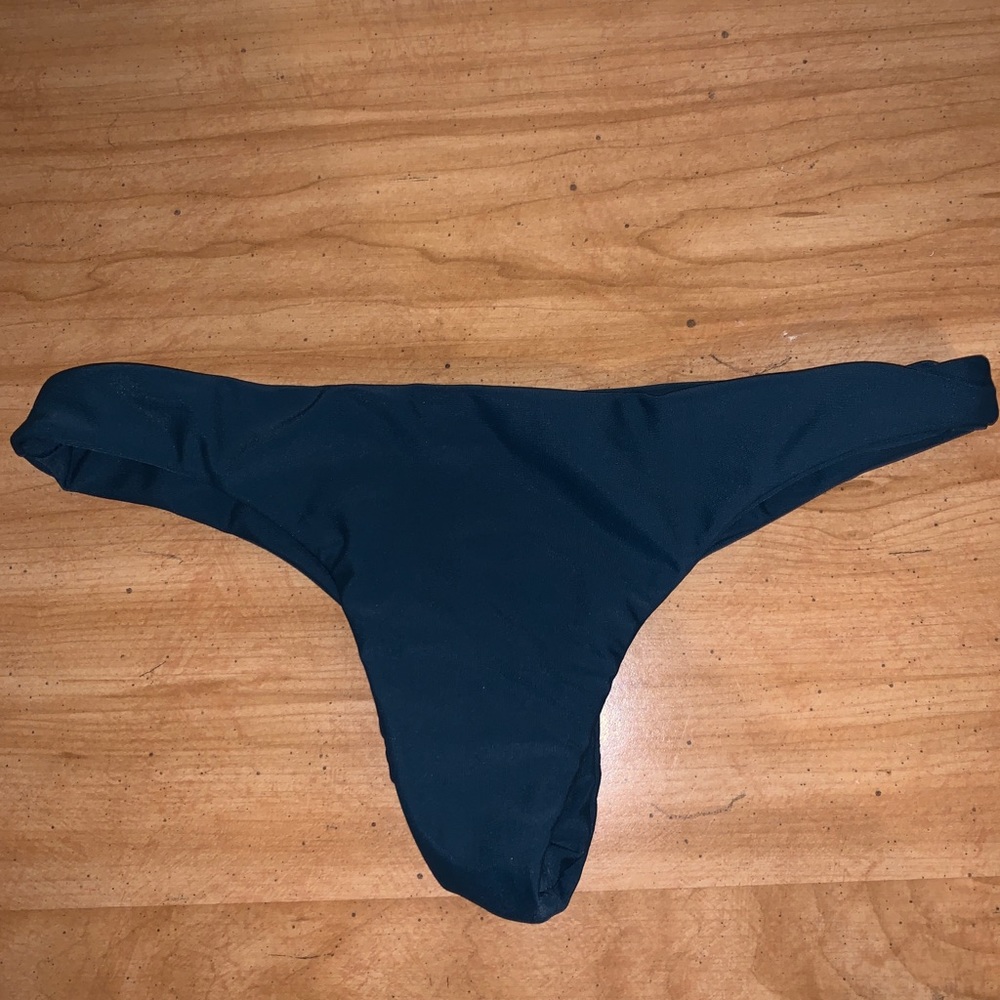 BENOA hina bottom